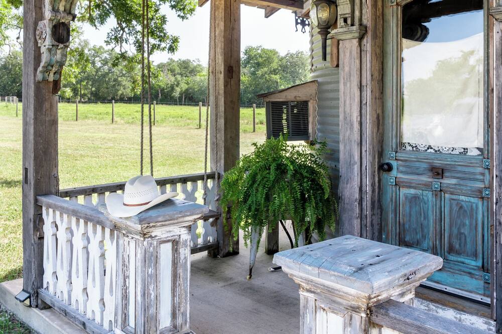 Photo of Outdoor in La Grange