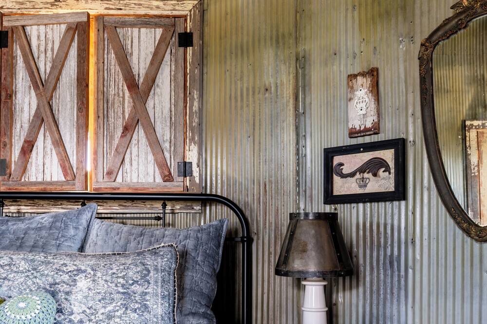 Photo of Bedroom in La Grange