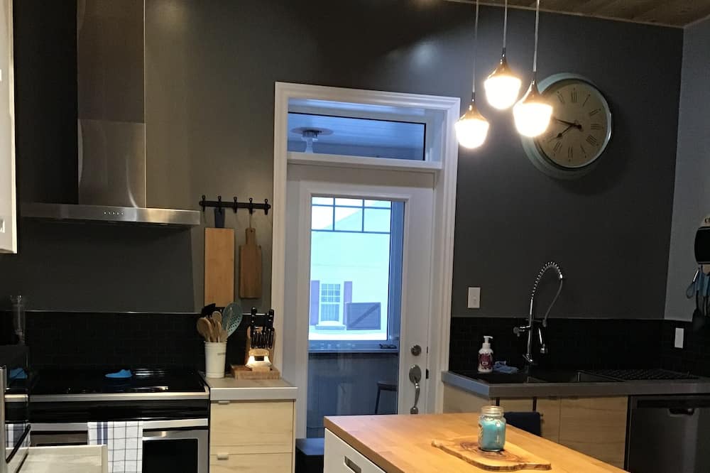 Photo of Kitchen in La Tuque