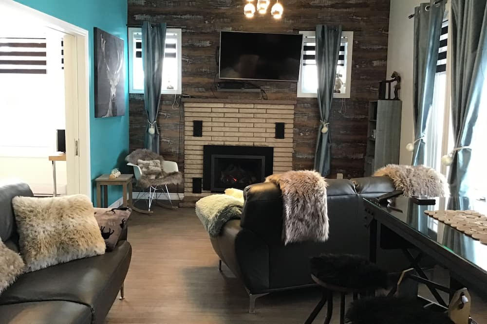 Photo of Livingroom in La Tuque