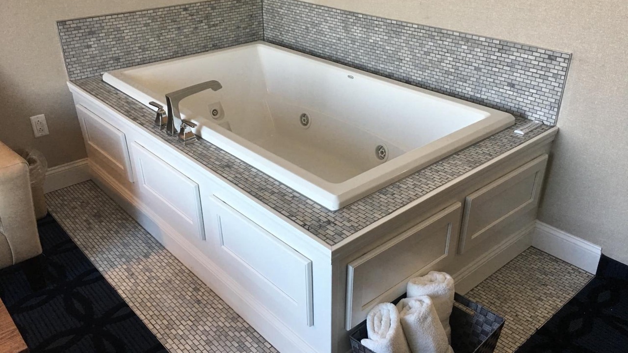 Photo of Bathroom in Hannibal