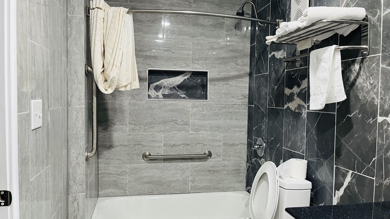 Photo of Bathroom in Bay City