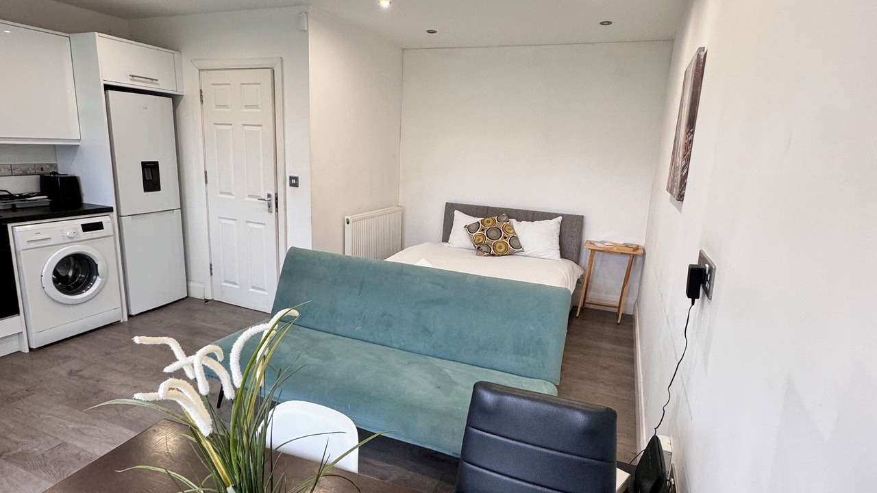 Photo of Bedroom in London Borough of Hounslow