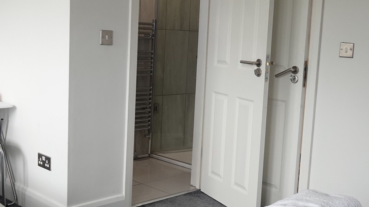 Photo of Bathroom in London Borough of Hounslow