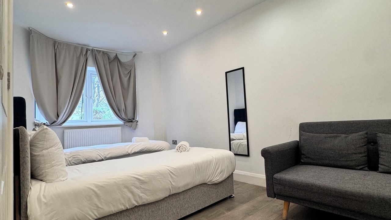 Photo of Bedroom in London Borough of Hounslow