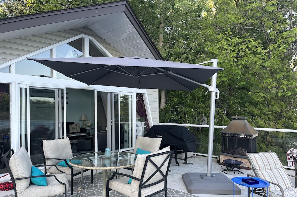 Photo of Patio Balcony in Georgian Bay