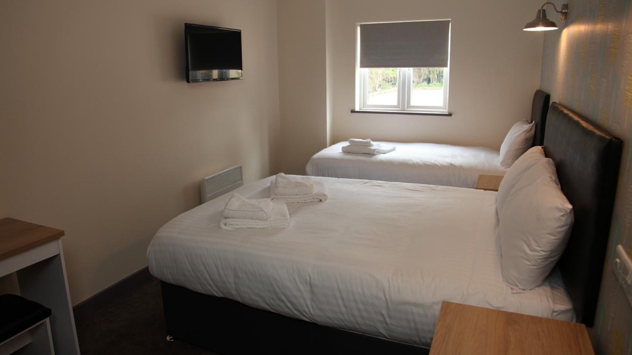 Photo of Others in Tamworth