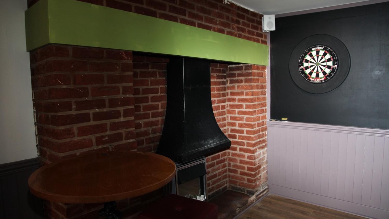 Photo of Others in Tamworth