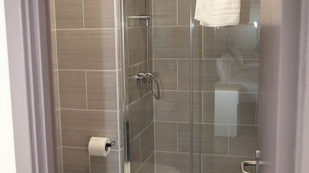 Photo of Others in Tamworth