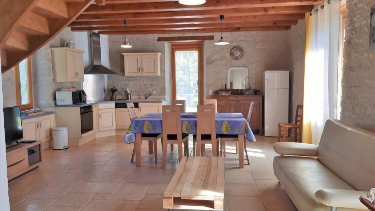 Photo of Livingroom in Pontcirq