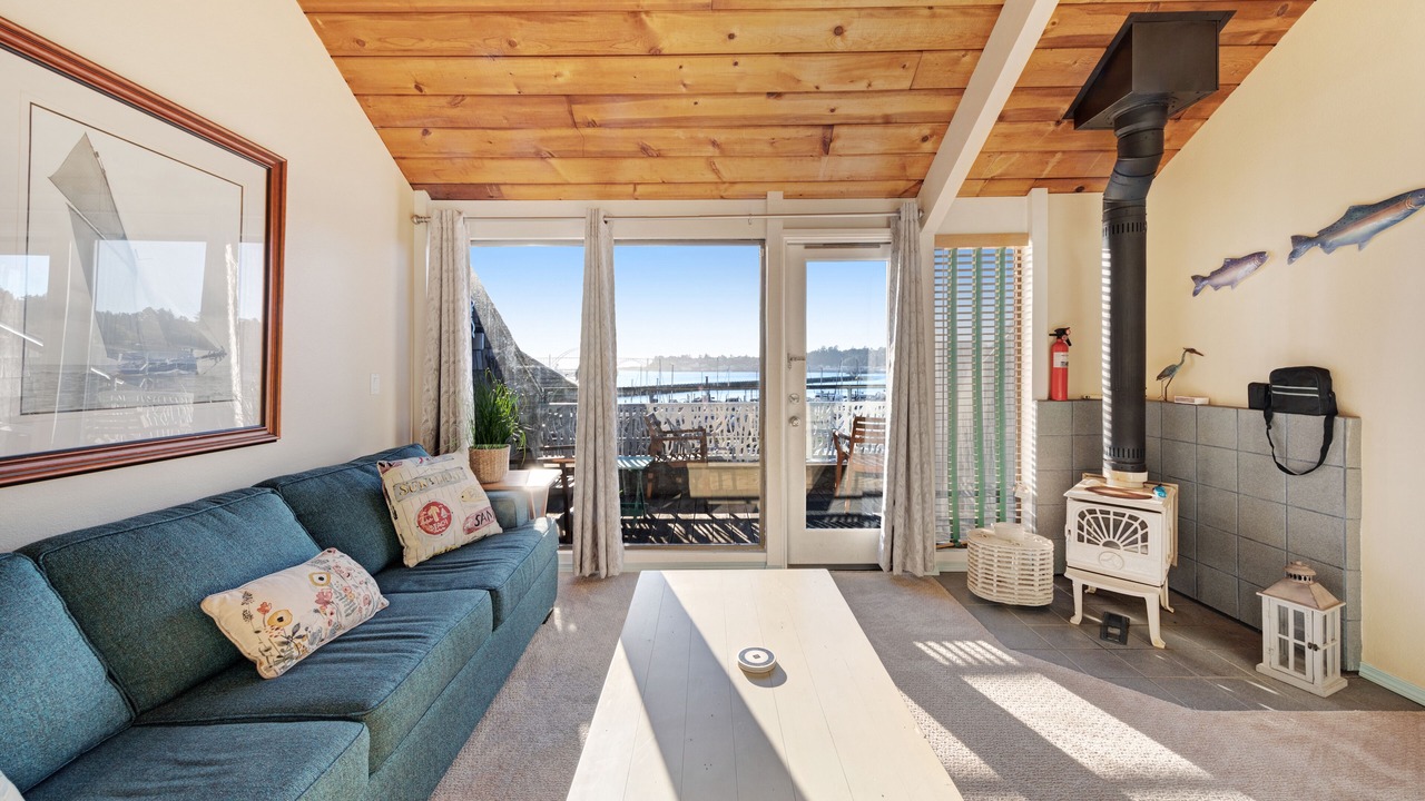 Photo of Livingroom in Newport