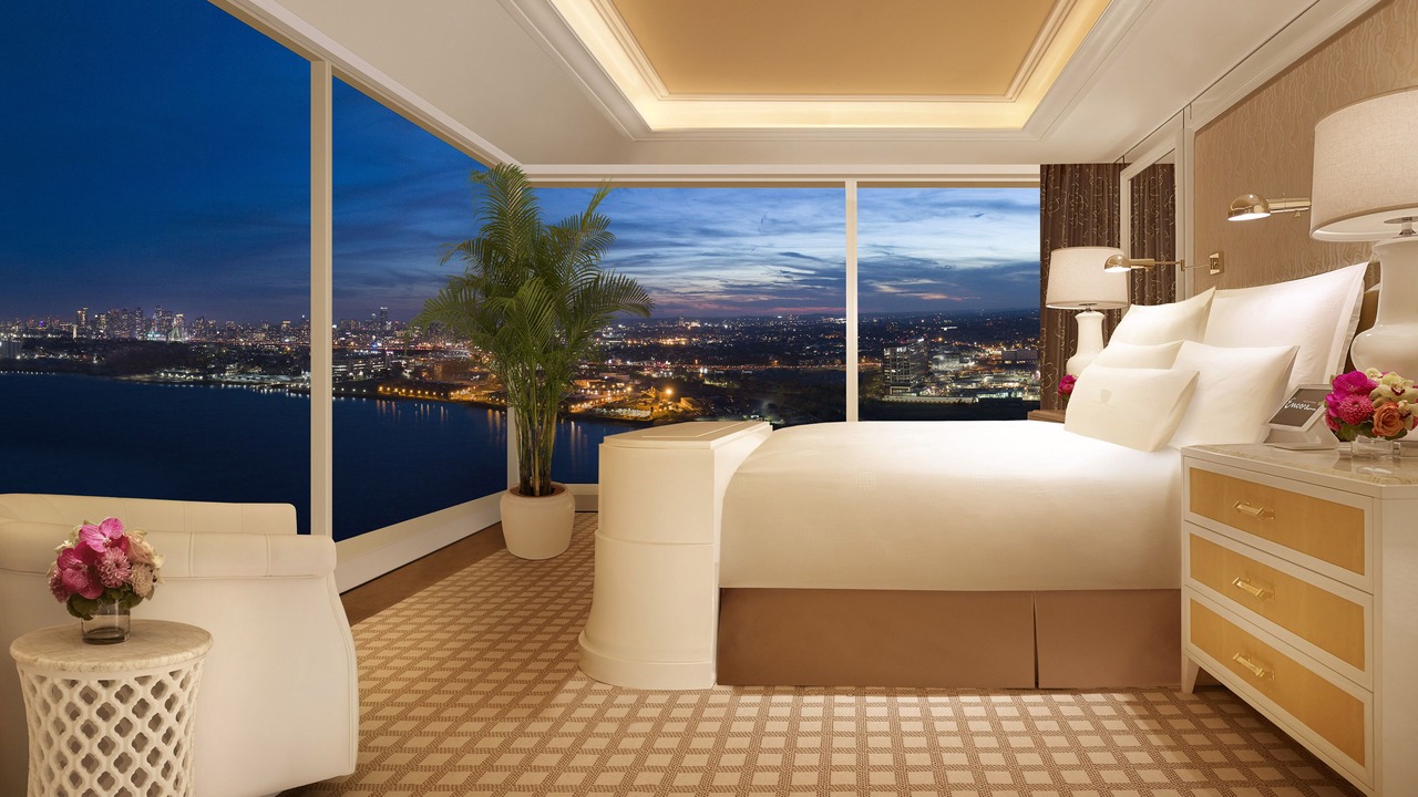 Photo of Others in Everett