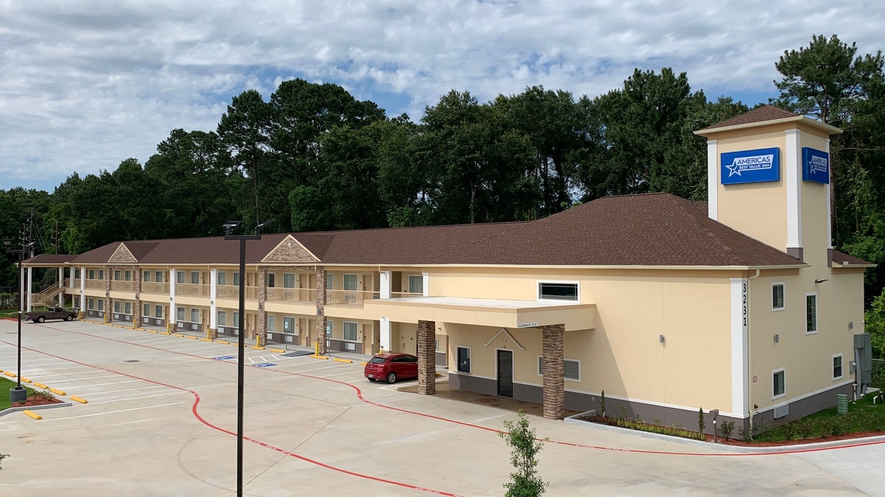 Photo of Outdoor in FM 1960