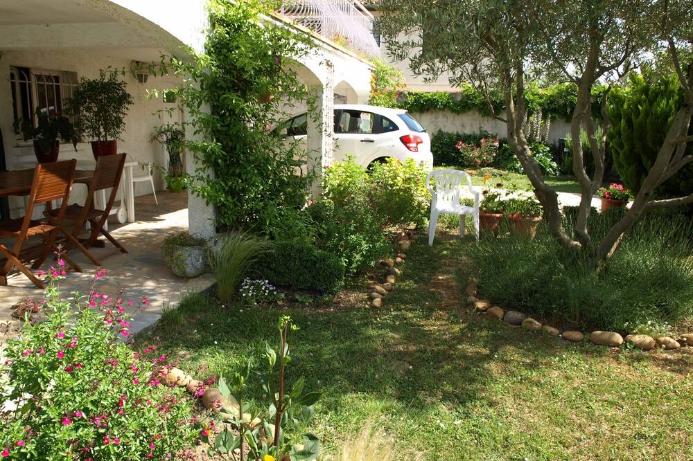 Photo of Outdoor in Generac