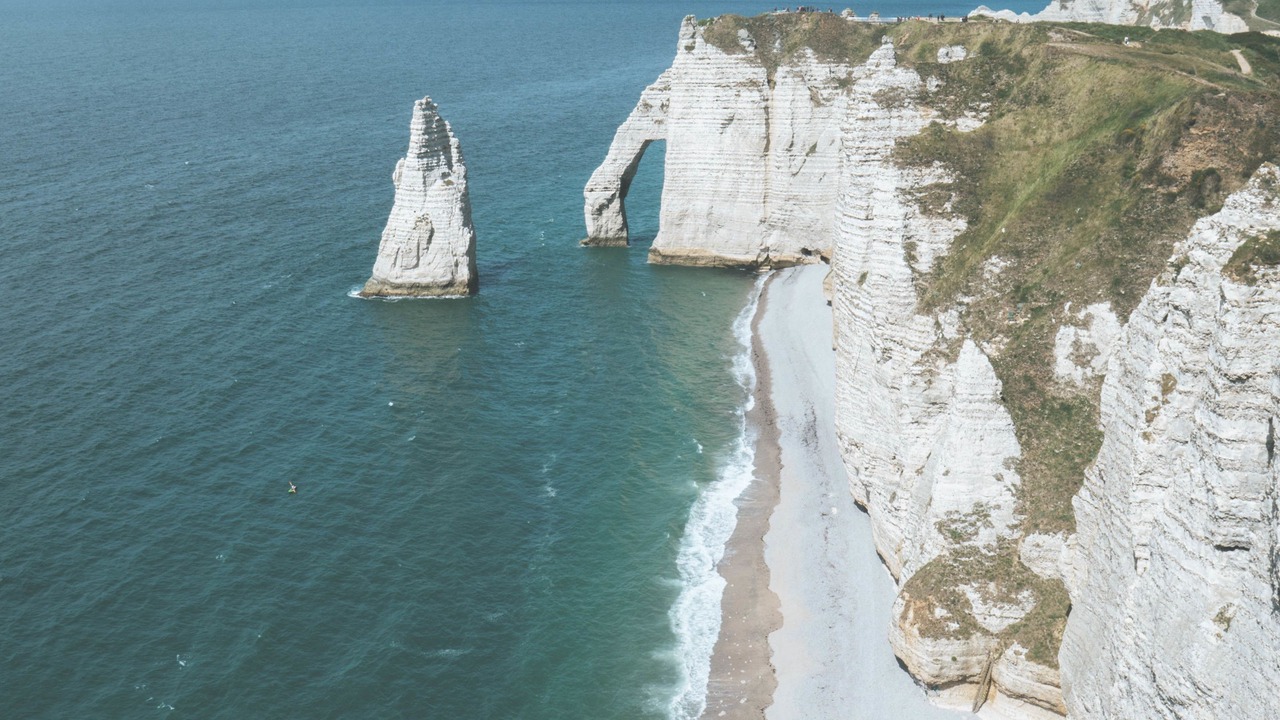 Photo of Others in Etretat