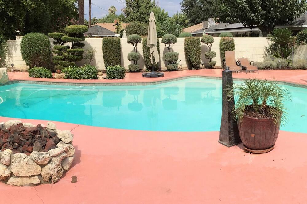 Photo of Outdoor in Riviera - Westchester