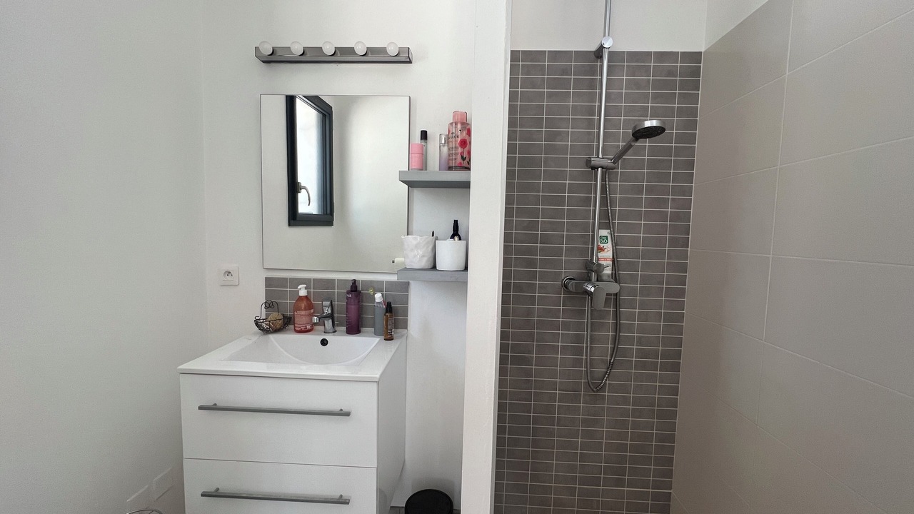 Photo of Bathroom in Saint-Andre-de-Cruzieres