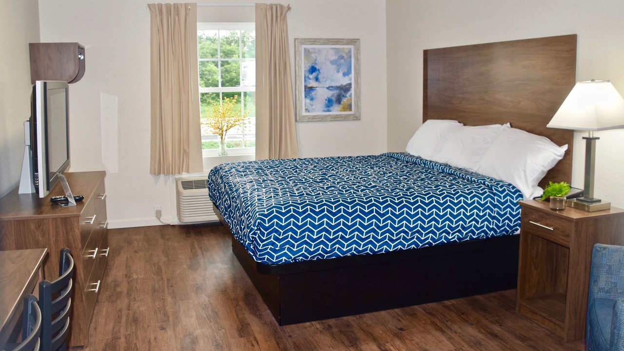 Photo of Bedroom in Statesboro