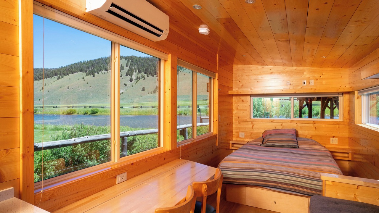 Photo of Others in Stanley