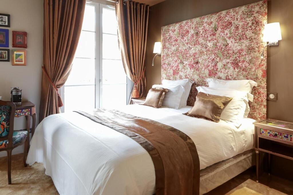 Photo of Bedroom in Lisieux