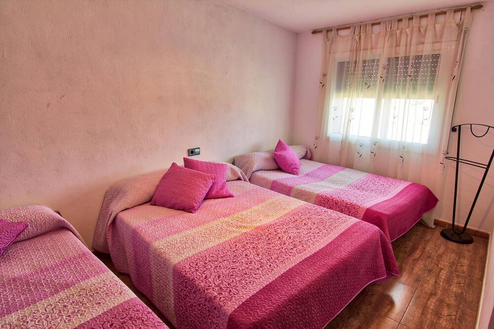 Photo of Bedroom in Deltebre