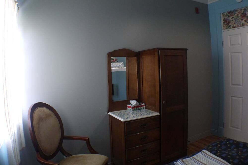 Photo of Bedroom in Charny