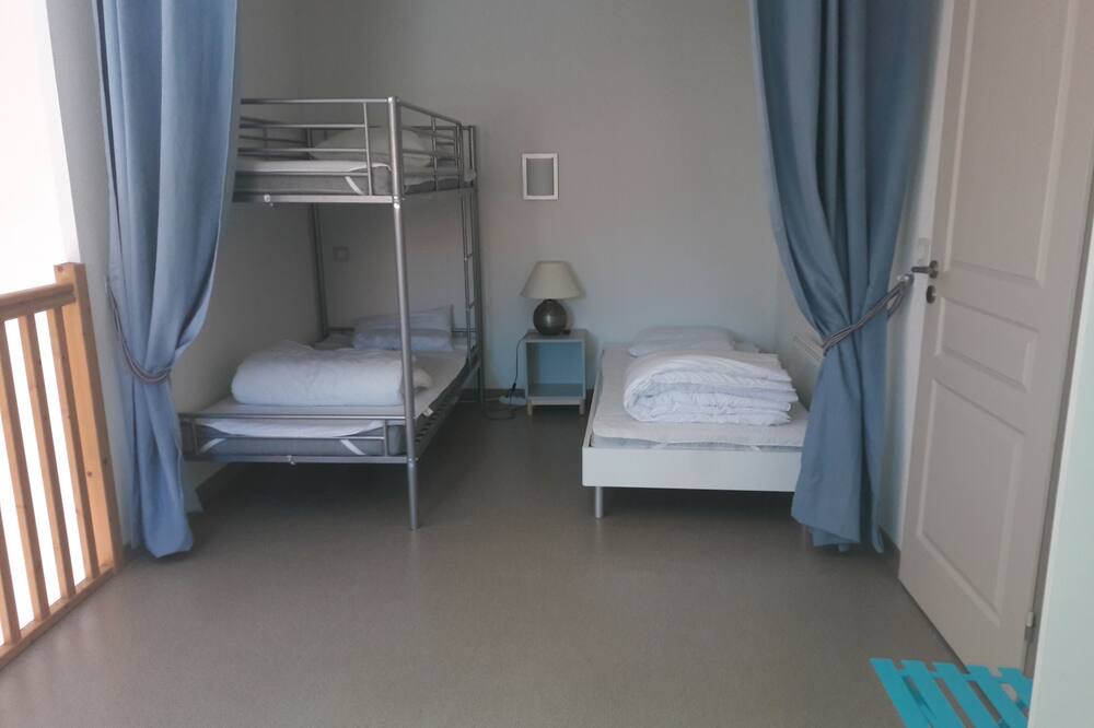 Photo of Bedroom in Saint-Christol