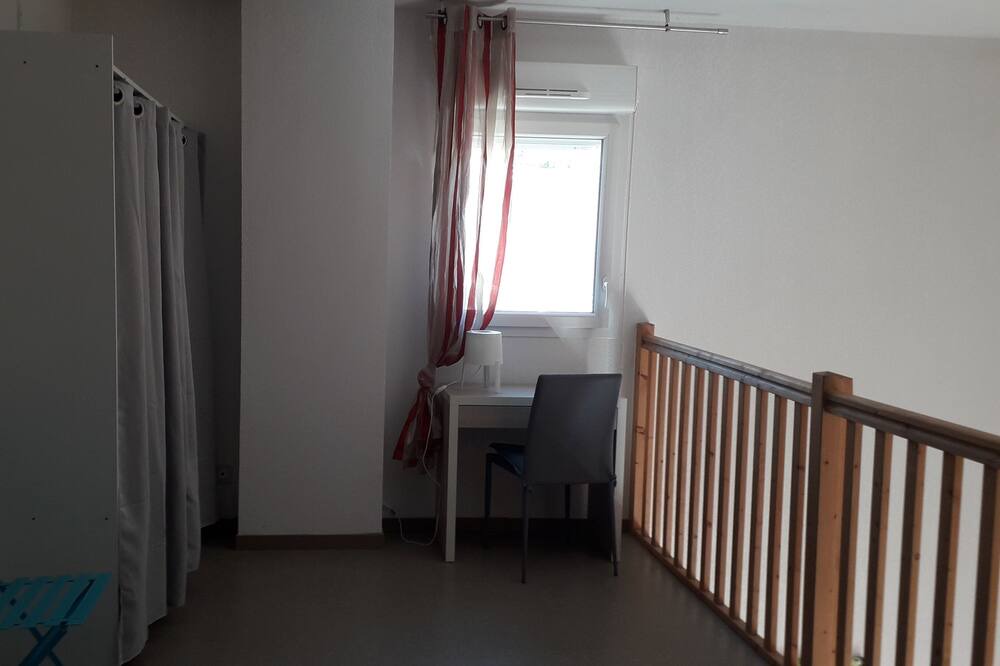Photo of Bedroom in Saint-Christol