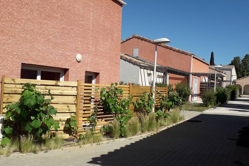Photo of Outdoor in Saint-Christol