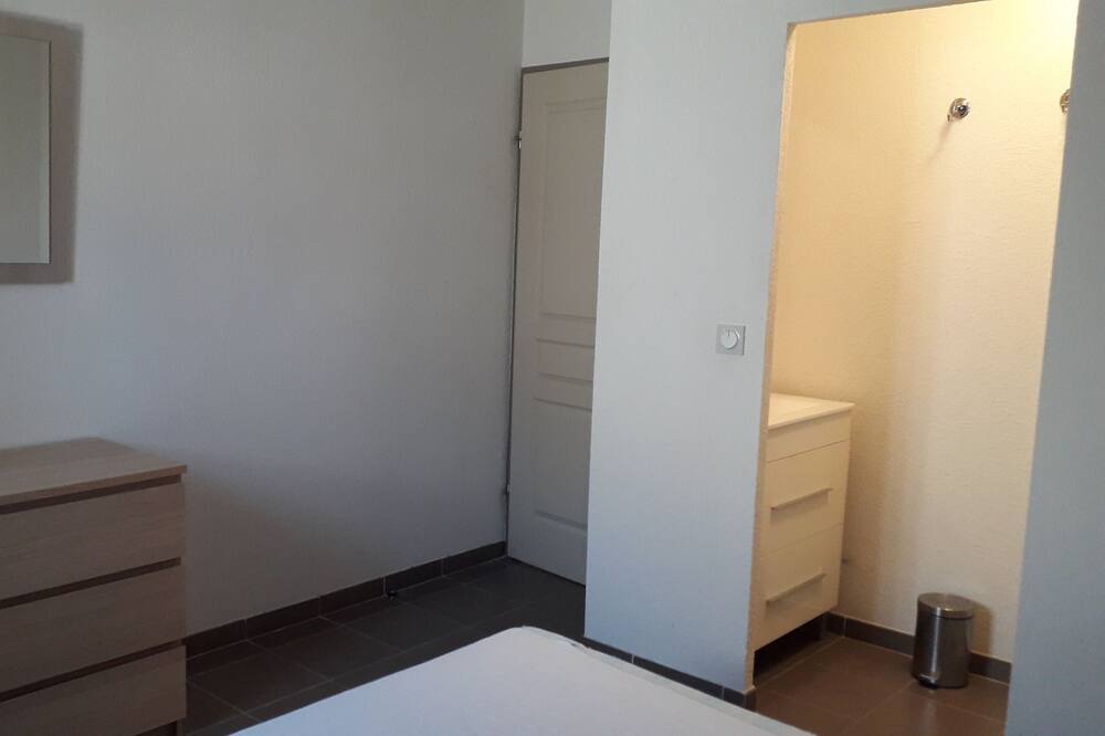 Photo of Bedroom in Saint-Christol