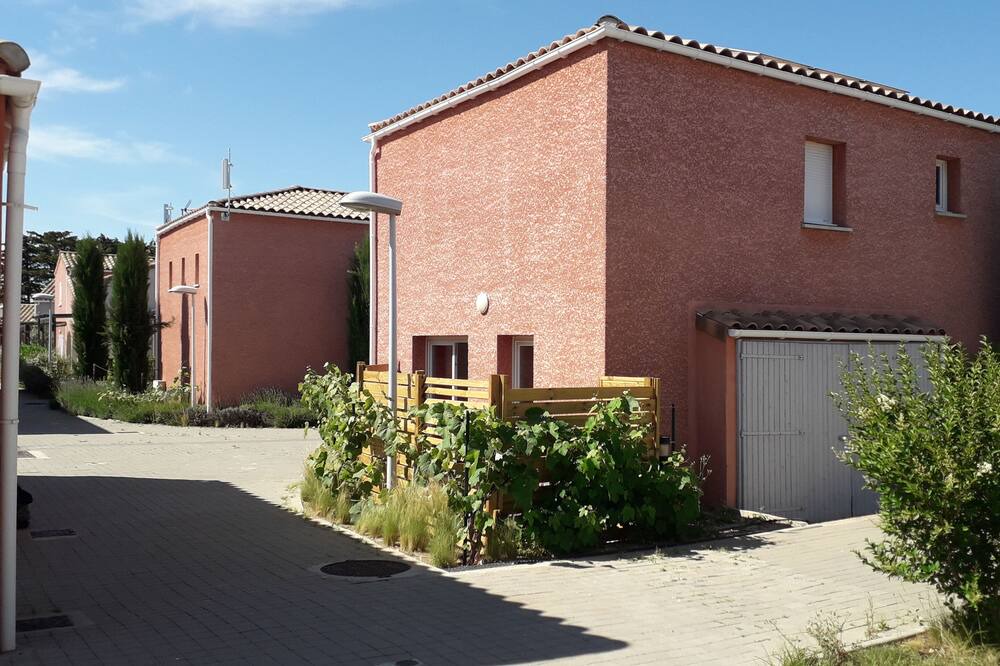 Photo of Outdoor in Saint-Christol