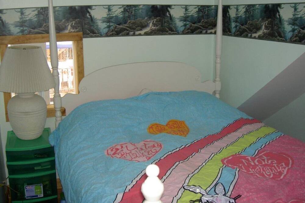 Photo of Bedroom in Gloversville