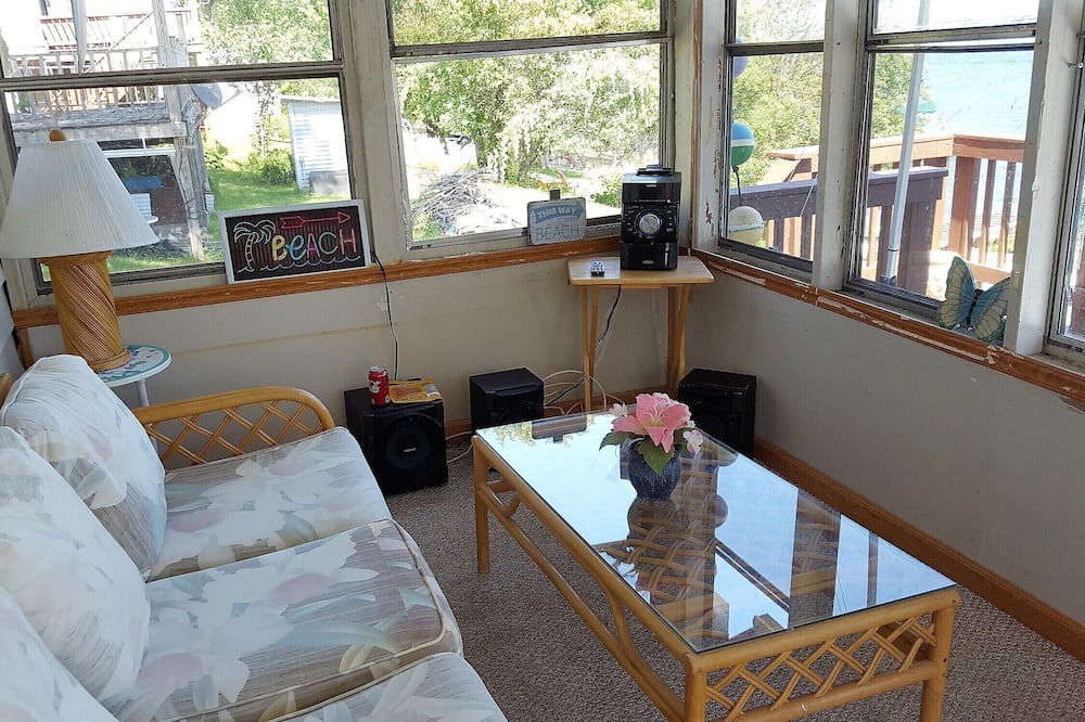 Photo of Livingroom in Gloversville