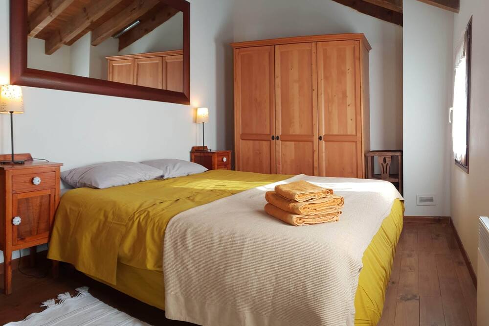 Photo of Bedroom in Err