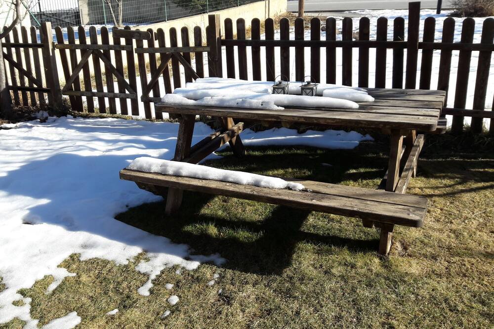 Photo of Patio Balcony in Err