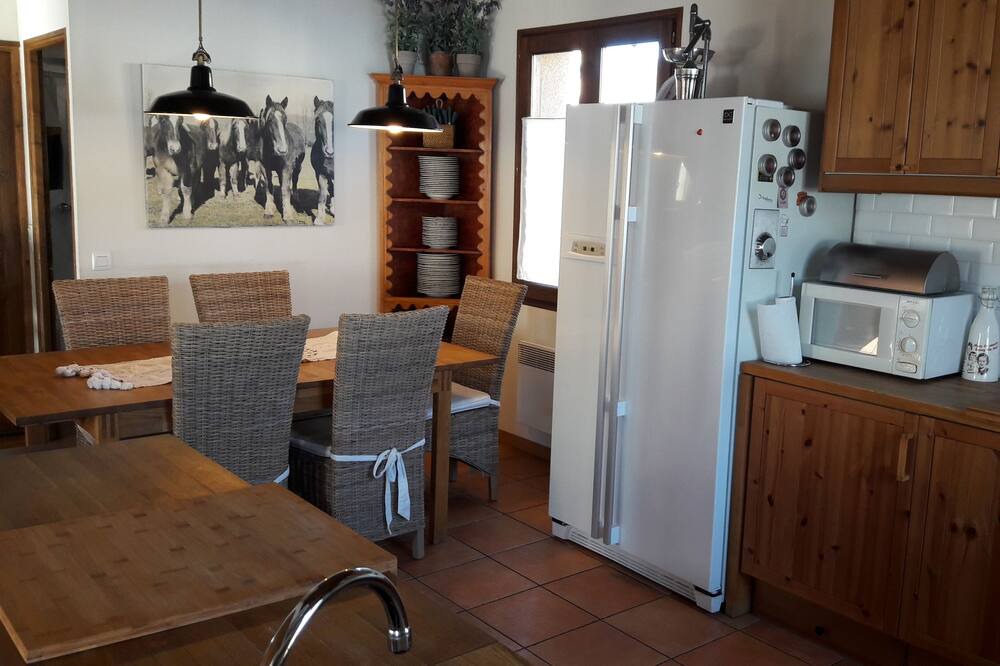 Photo of Kitchen in Err
