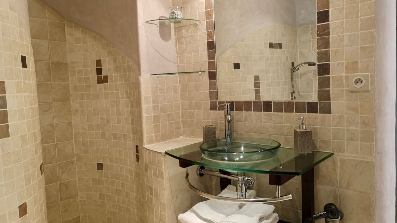 Photo of Bathroom in Saint-Remy