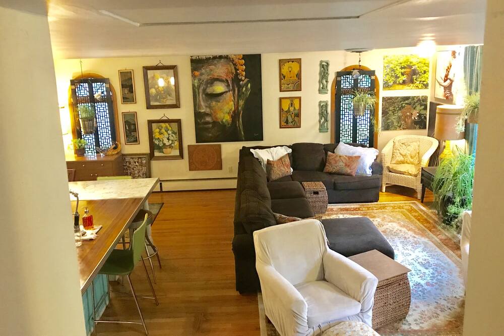 Photo of Livingroom in Park Forest Village