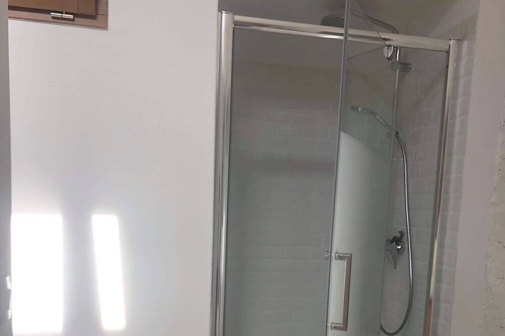 Photo of Bathroom in Sigean