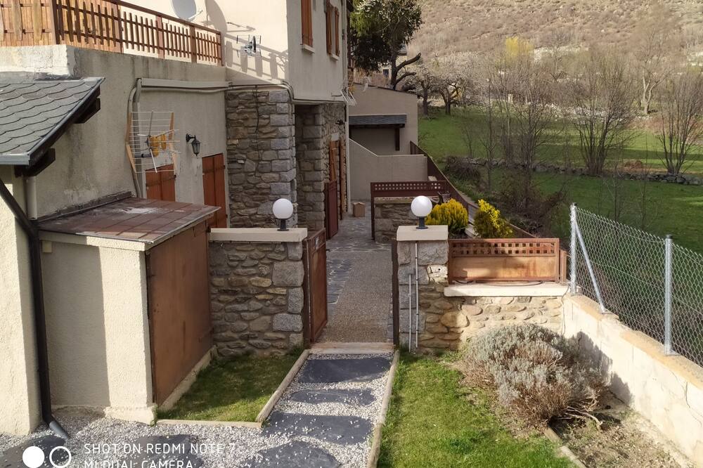 Photo of Outdoor in Angoustrine