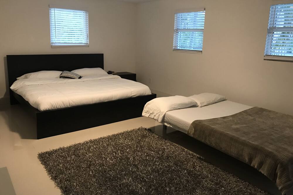 Photo of Bedroom in Miramar