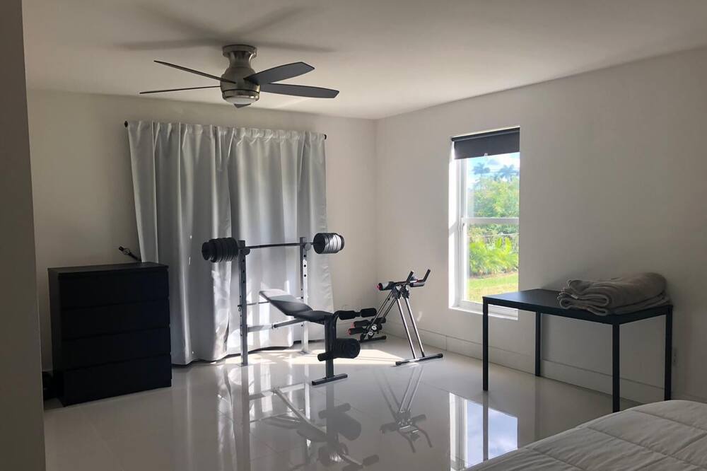 Photo of Bedroom in Miramar