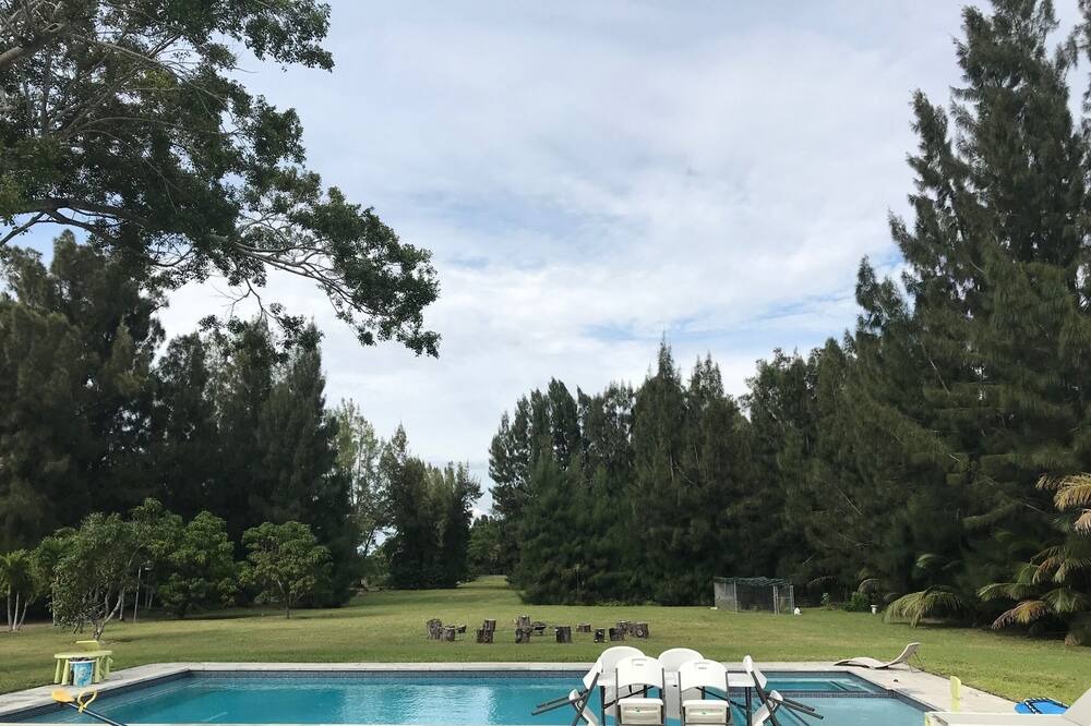Photo of Outdoor in Miramar