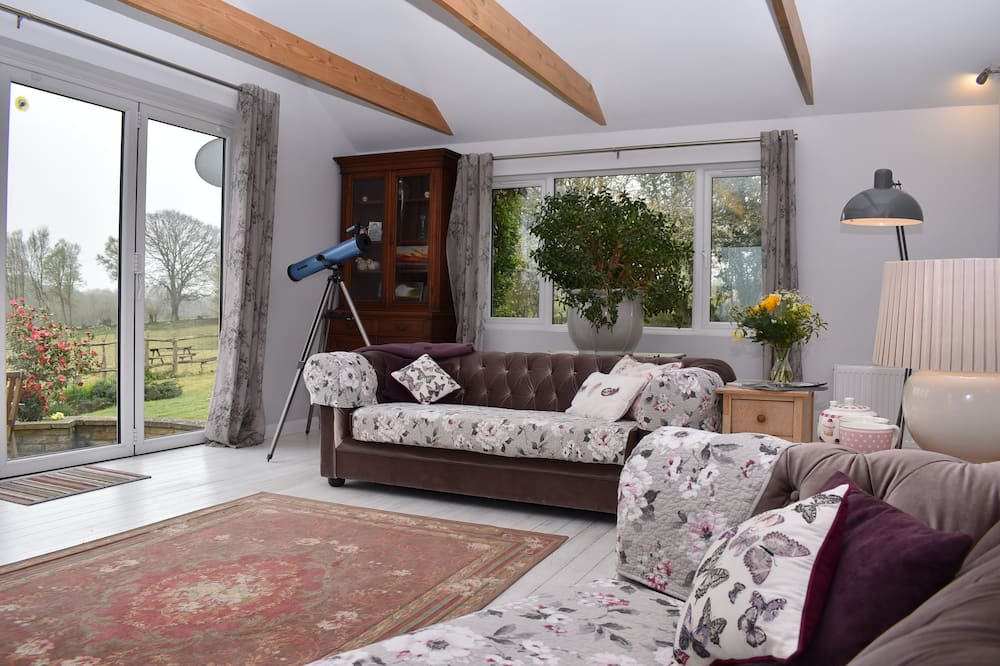 Photo of Livingroom in Beckley