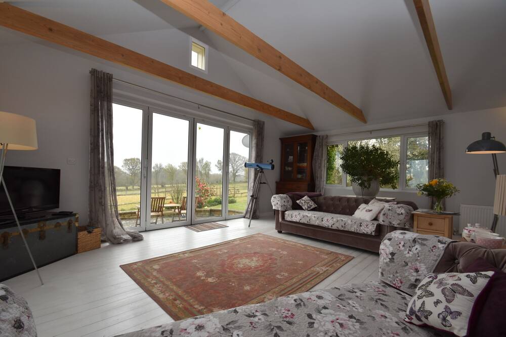 Photo of Livingroom in Beckley