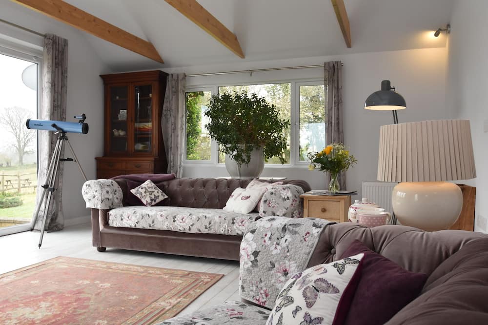 Photo of Livingroom in Beckley