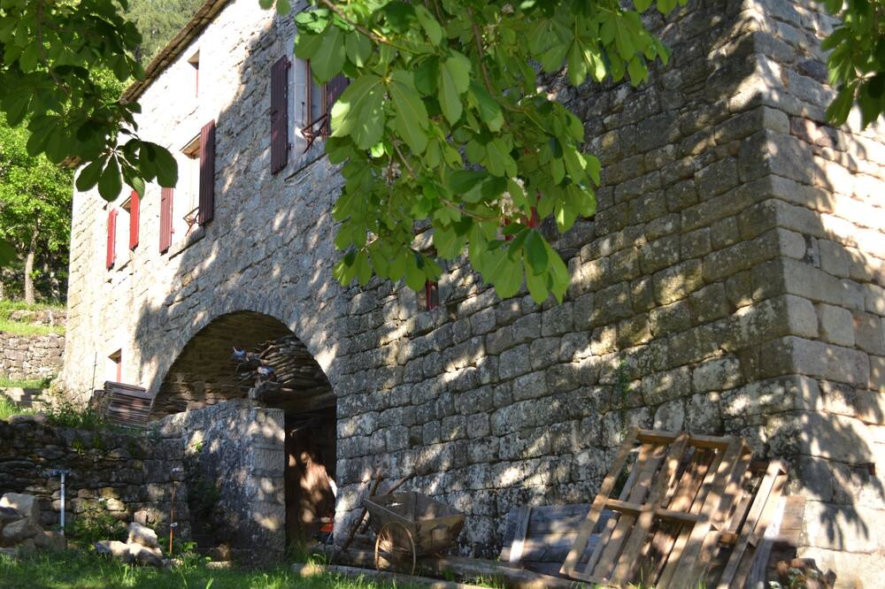 Photo of Outdoor in Faugeres