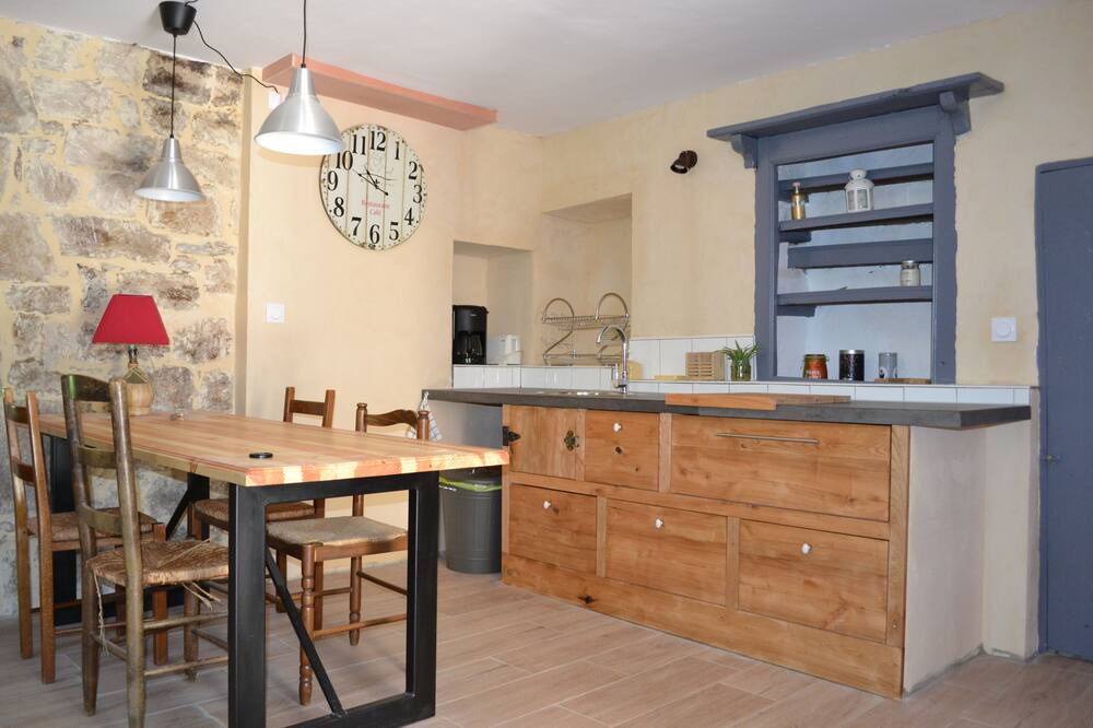 Photo of Kitchen in Faugeres
