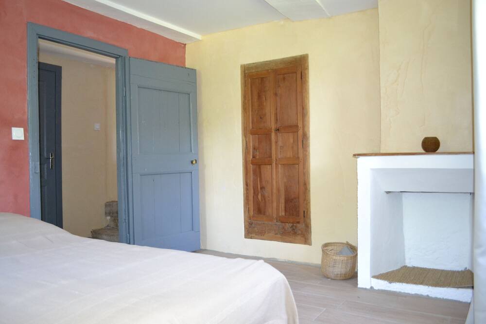Photo of Bedroom in Faugeres