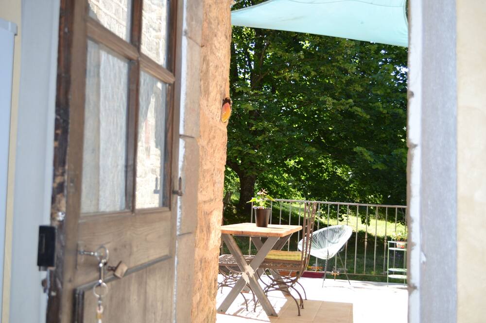 Photo of Patio Balcony in Faugeres
